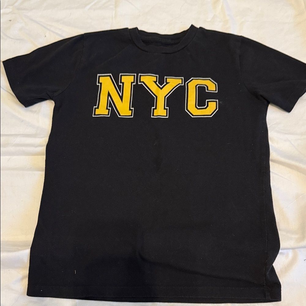 Black and Yellow NYC Boys Forever 21 T-Shirt 12 - Picture 2 of 4